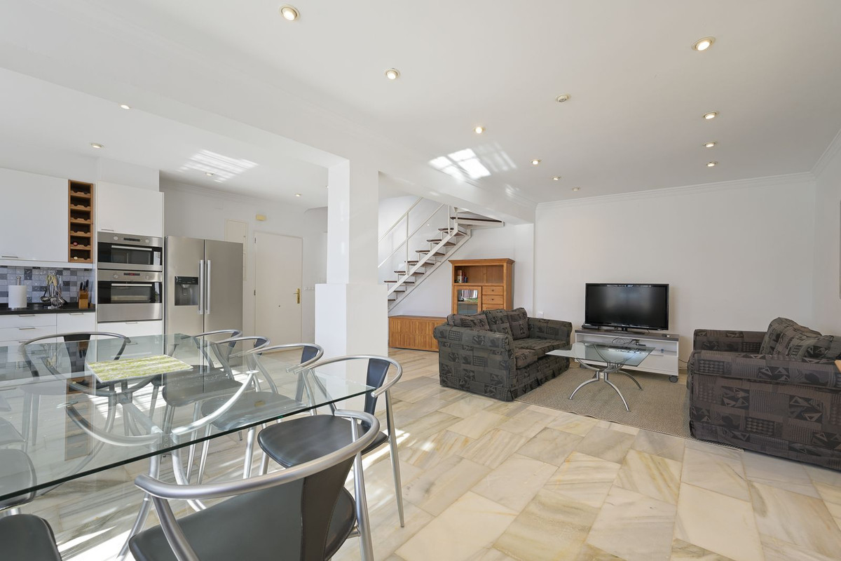Se vende Adosada de 5 dormitorios en Costa Del Sol East, Málaga, España