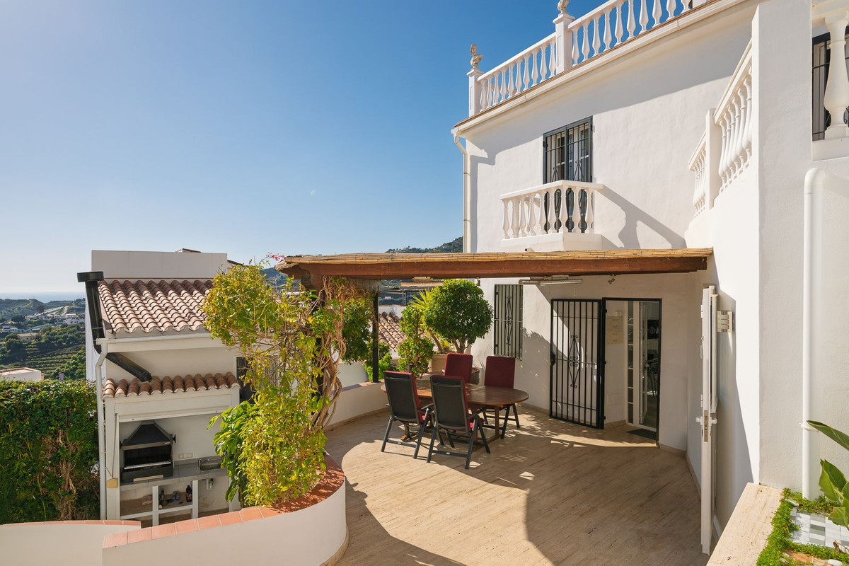 Se vende Adosada de 5 dormitorios en Costa Del Sol East, Málaga, España