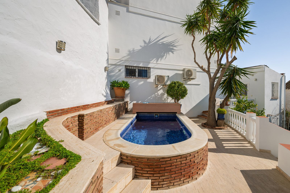 Se vende Adosada de 5 dormitorios en Costa Del Sol East, Málaga, España