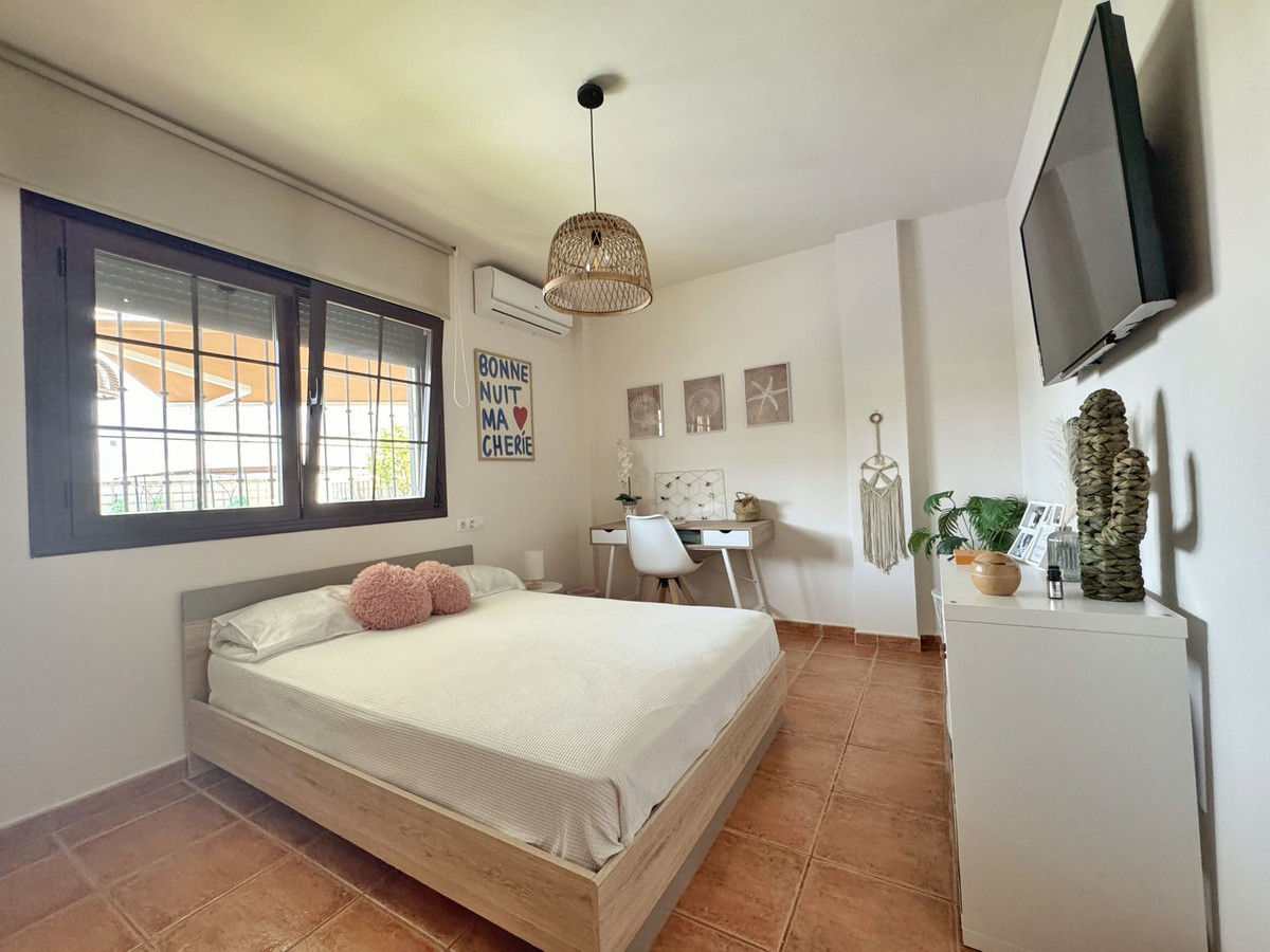 3 Bed Townhouse for sale in Sierrezuela Costa Del Sol, Málaga, Spain