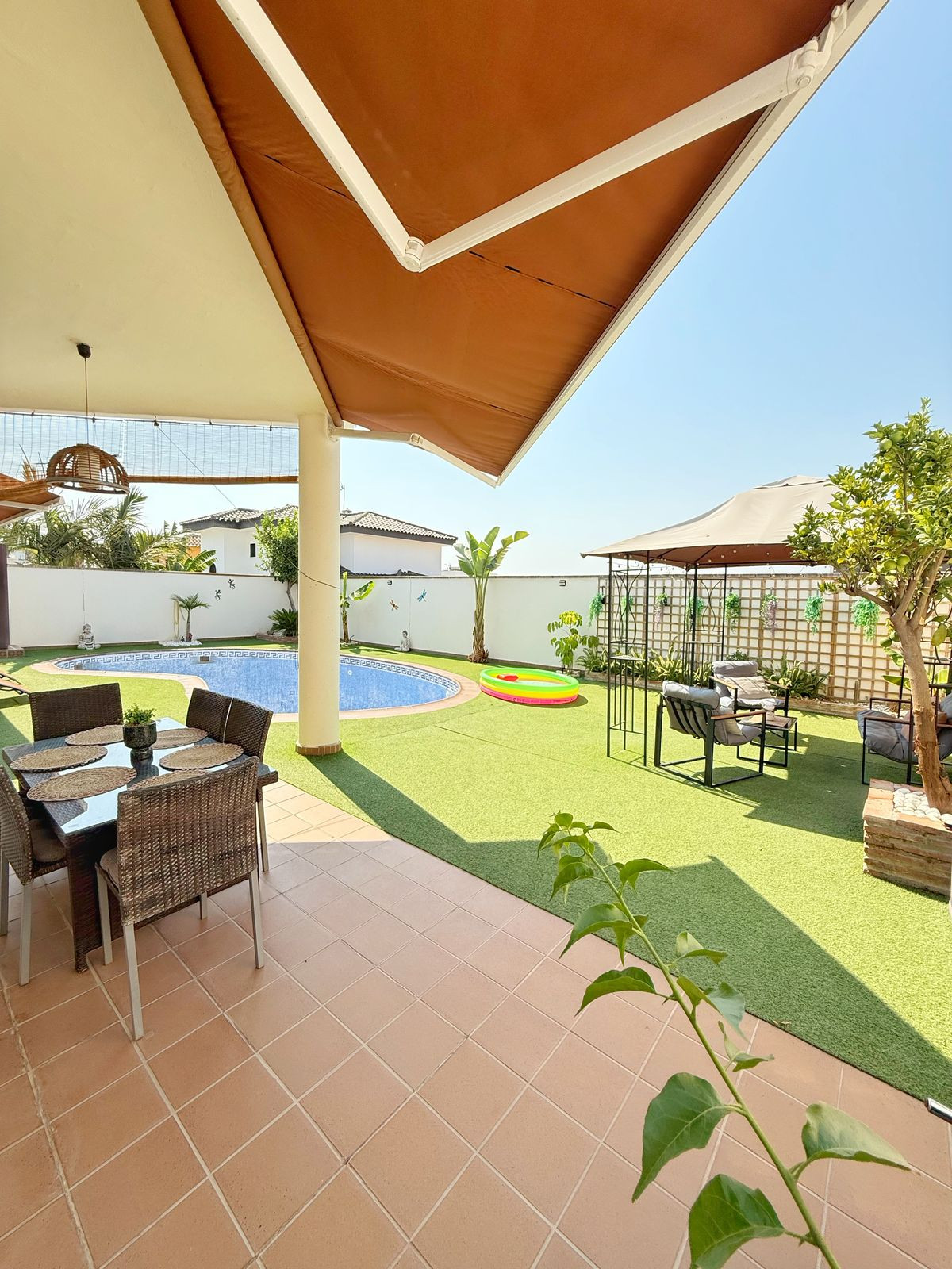 3 Bed Townhouse for sale in Sierrezuela Costa Del Sol, Málaga, Spain