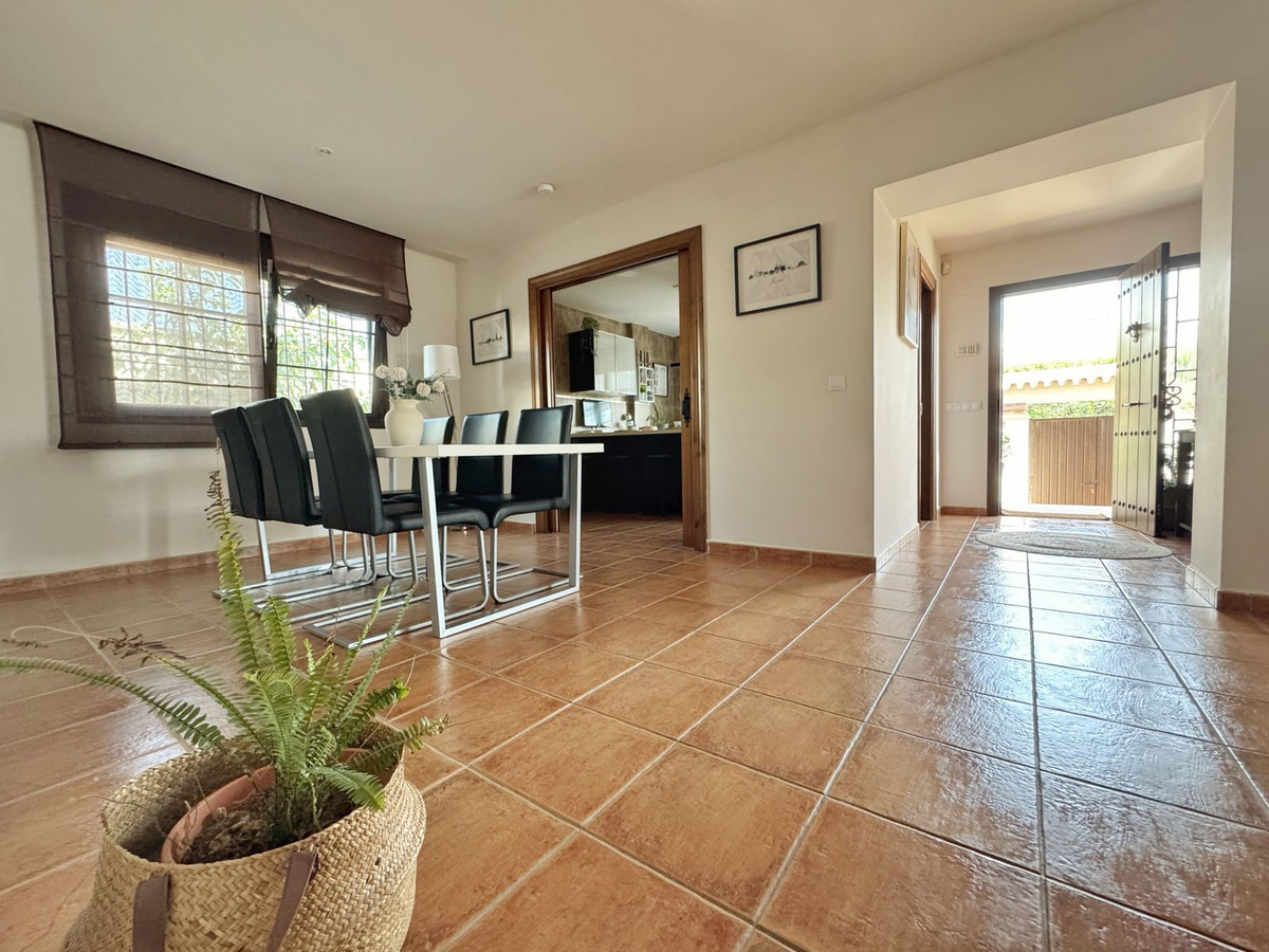3 Bed Townhouse for sale in Sierrezuela Costa Del Sol, Málaga, Spain