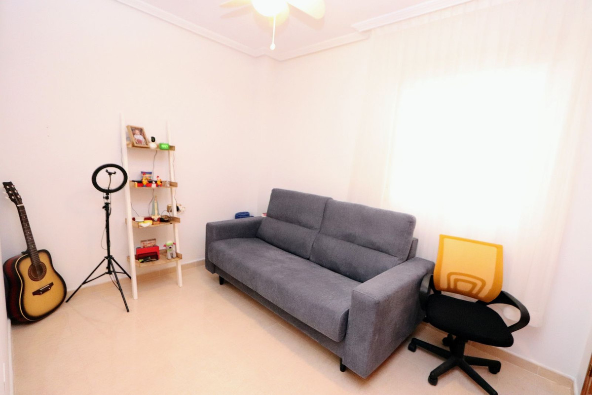 Se vende Apartamento Planta Baja de 2 dormitorios en Costa Blanca, Alicante, España