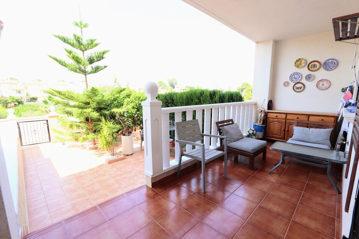 Se vende Apartamento Planta Baja de 2 dormitorios en Costa Blanca, Alicante, España