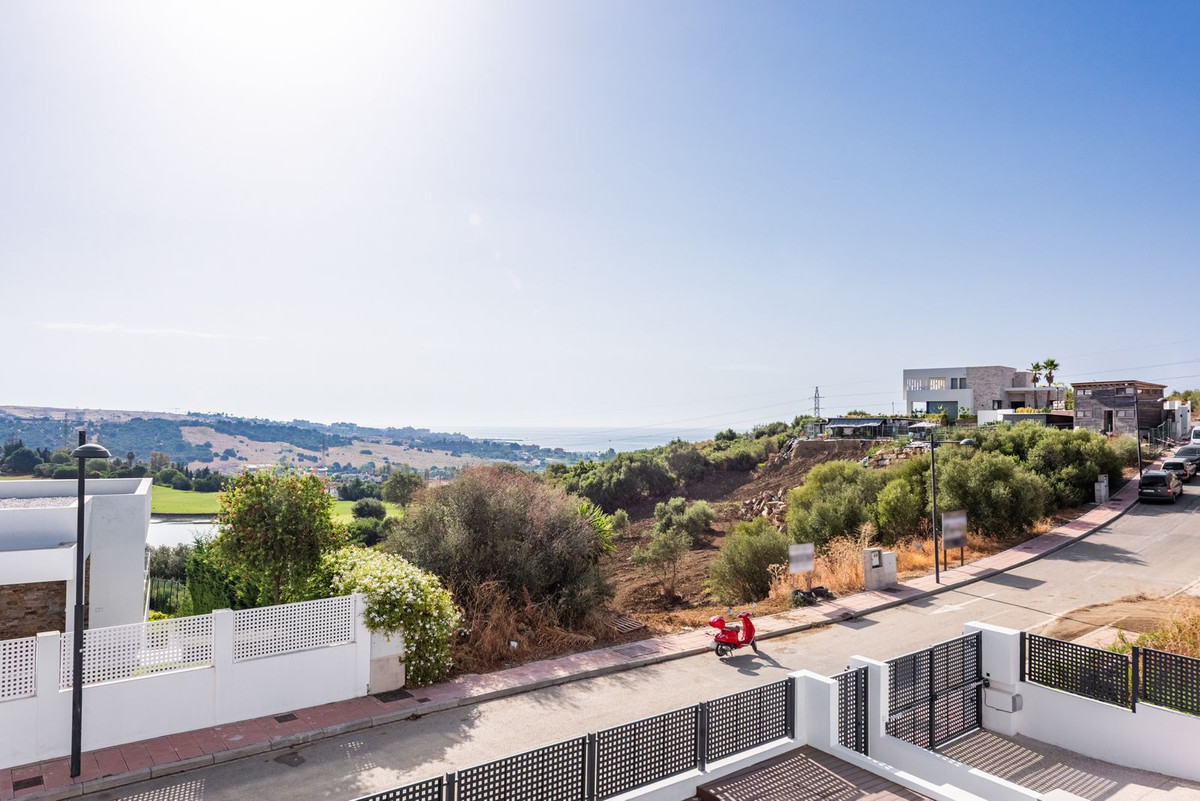 3 Bed Townhouse for sale in Estepona Costa Del Sol, Málaga, Spain