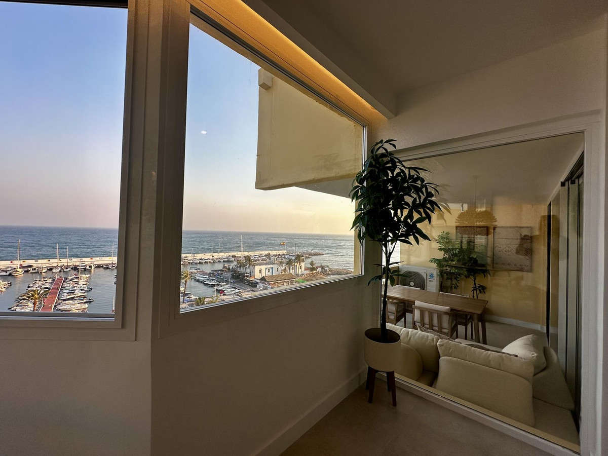 3 Bed Apartment for sale in Marbella Costa Del Sol, Málaga, Spain