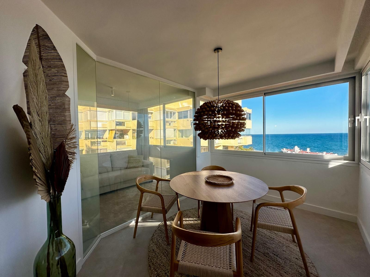 3 Bed Apartment for sale in Marbella Costa Del Sol, Málaga, Spain