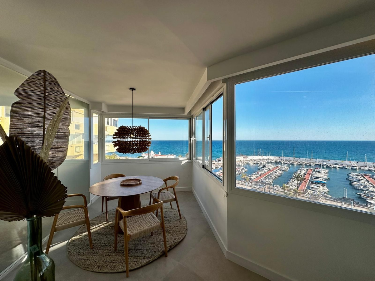 3 Bed Apartment for sale in Marbella Costa Del Sol, Málaga, Spain
