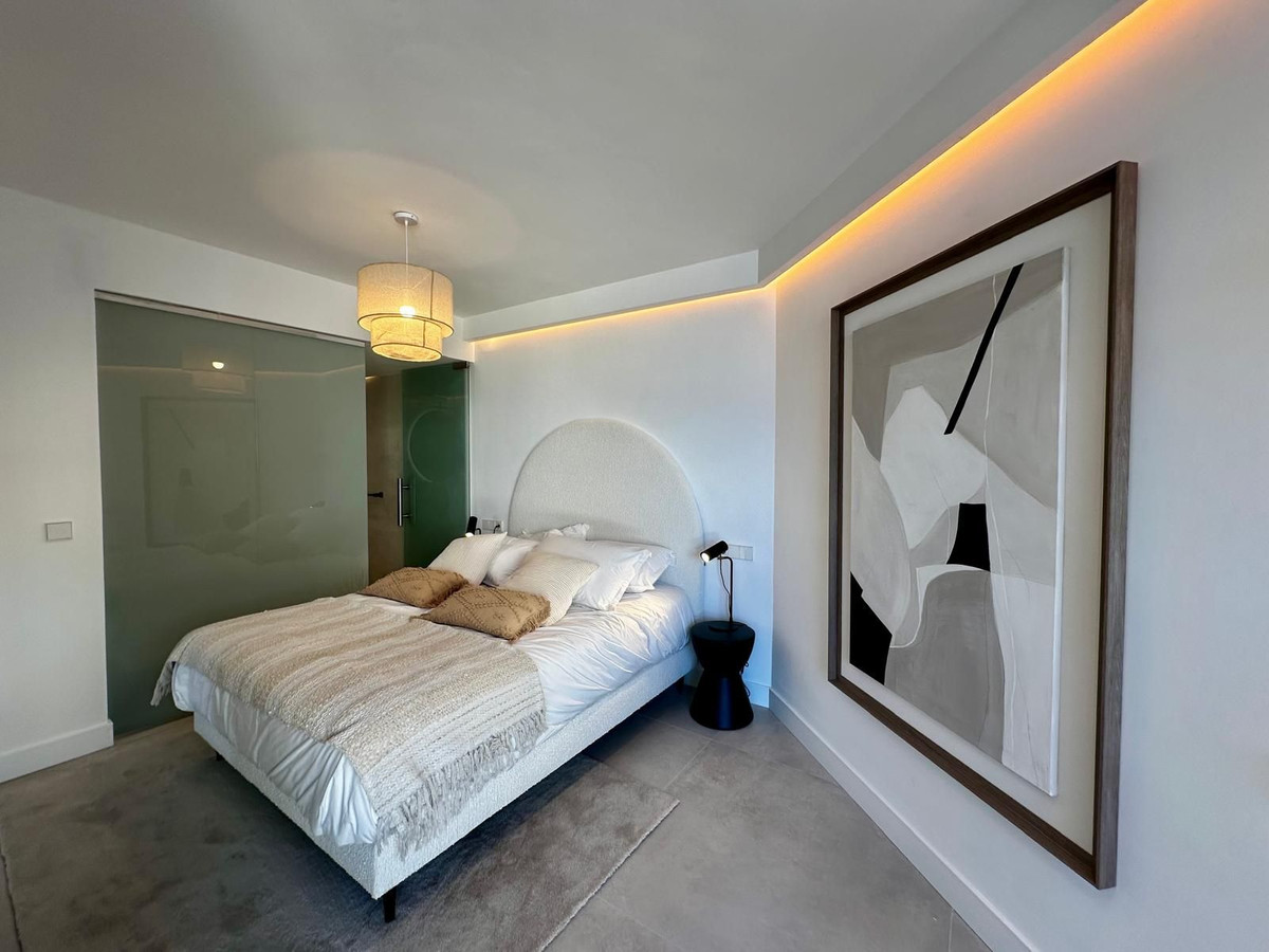 3 Bed Apartment for sale in Marbella Costa Del Sol, Málaga, Spain