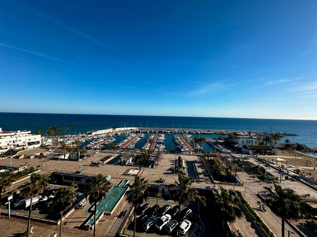 3 Bed Apartment for sale in Marbella Costa Del Sol, Málaga, Spain