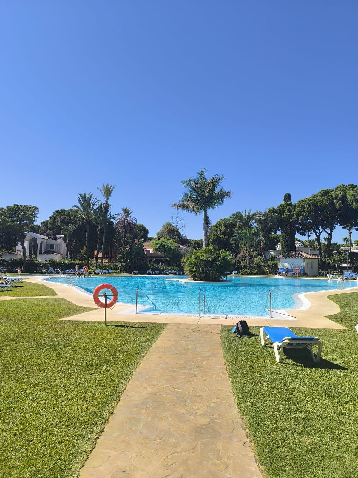 3 Bed Apartment for sale in El Presidente Costa Del Sol, Málaga, Spain