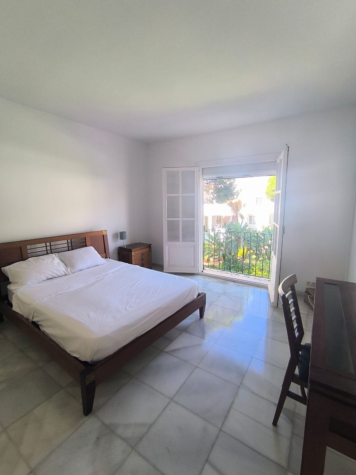 3 Bed Apartment for sale in El Presidente Costa Del Sol, Málaga, Spain