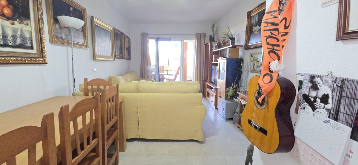 Se vende Apartamento Planta Baja de 2 dormitorios en Costa Del Sol, Málaga, España