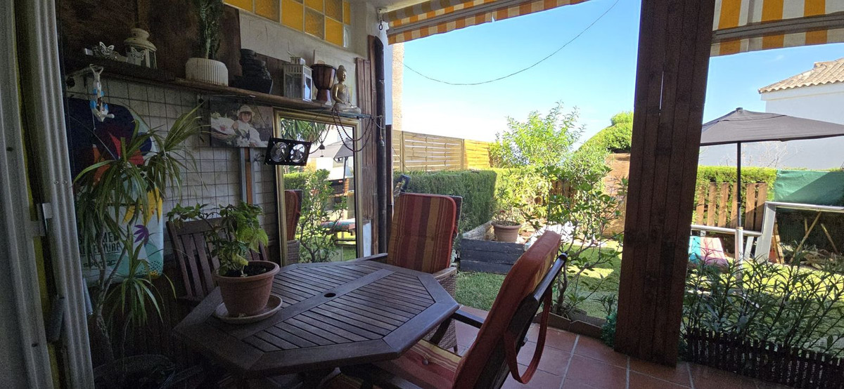 Se vende Apartamento Planta Baja de 2 dormitorios en Costa Del Sol, Málaga, España