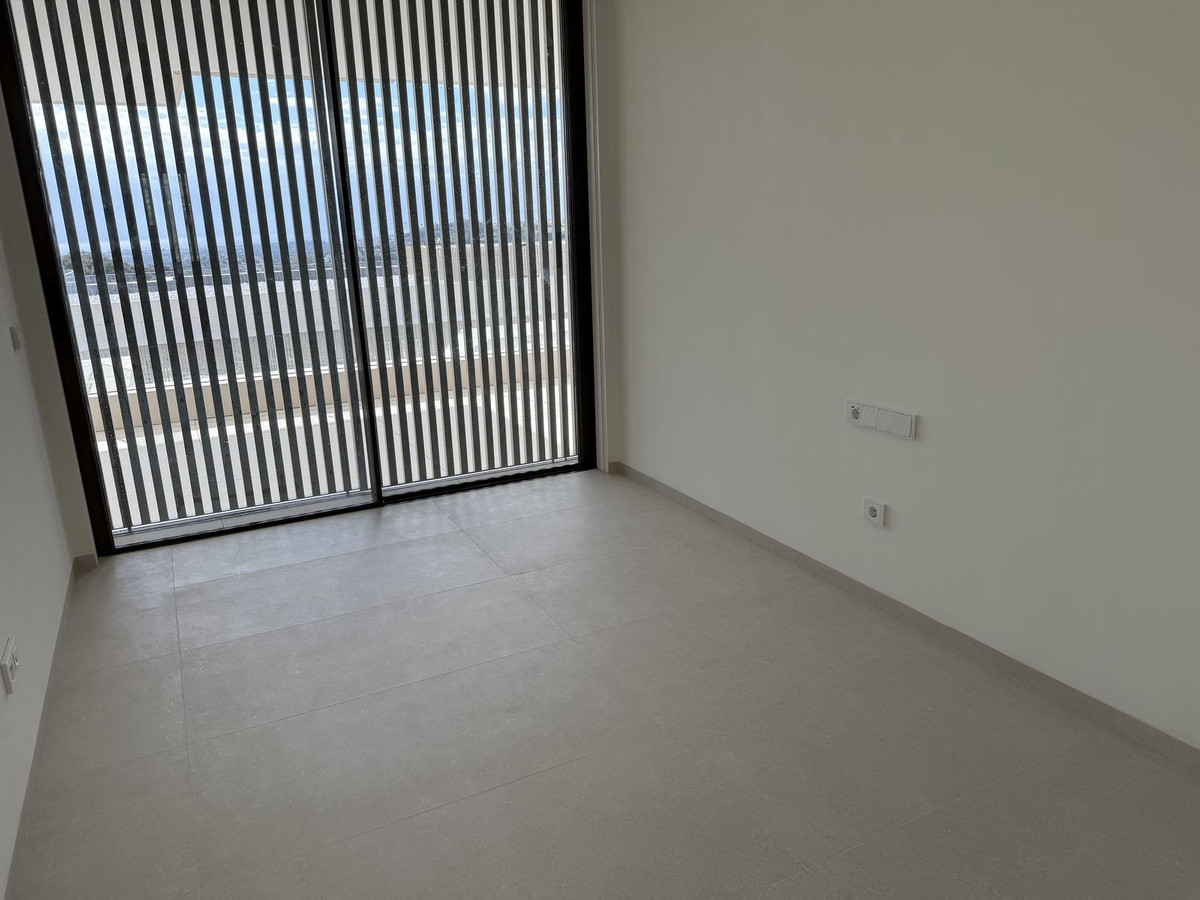 4 Bed Apartment for sale in La Quinta Costa Del Sol, Málaga, Spain