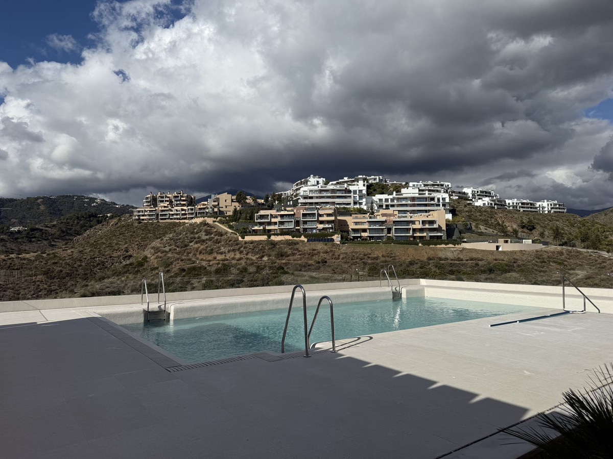 4 Bed Apartment for sale in La Quinta Costa Del Sol, Málaga, Spain