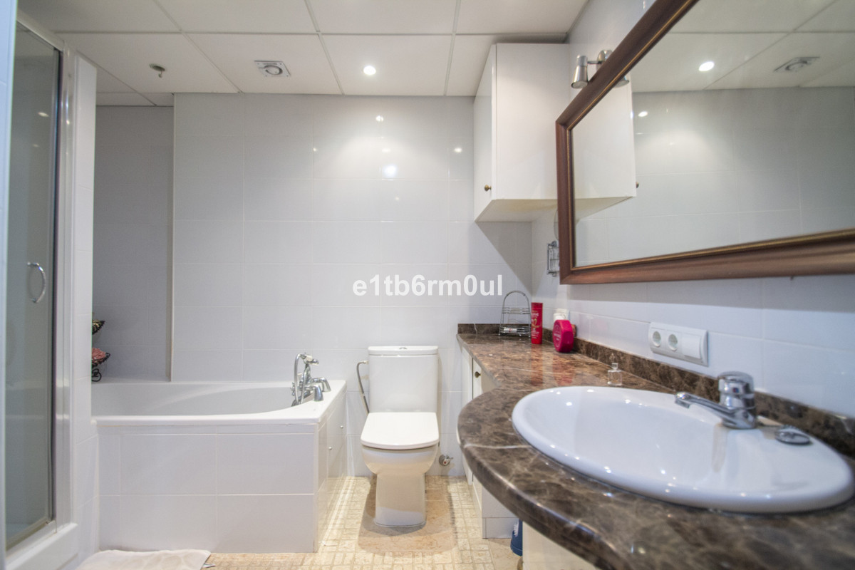 Se vende Apartamento Planta Baja de 1 dormitorios en Costa Del Sol, Málaga, España