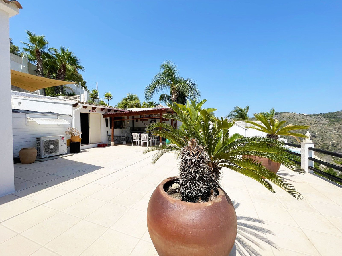 3 Bed Townhouse for sale in Calpe Costa Blanca, Alicante, Spain