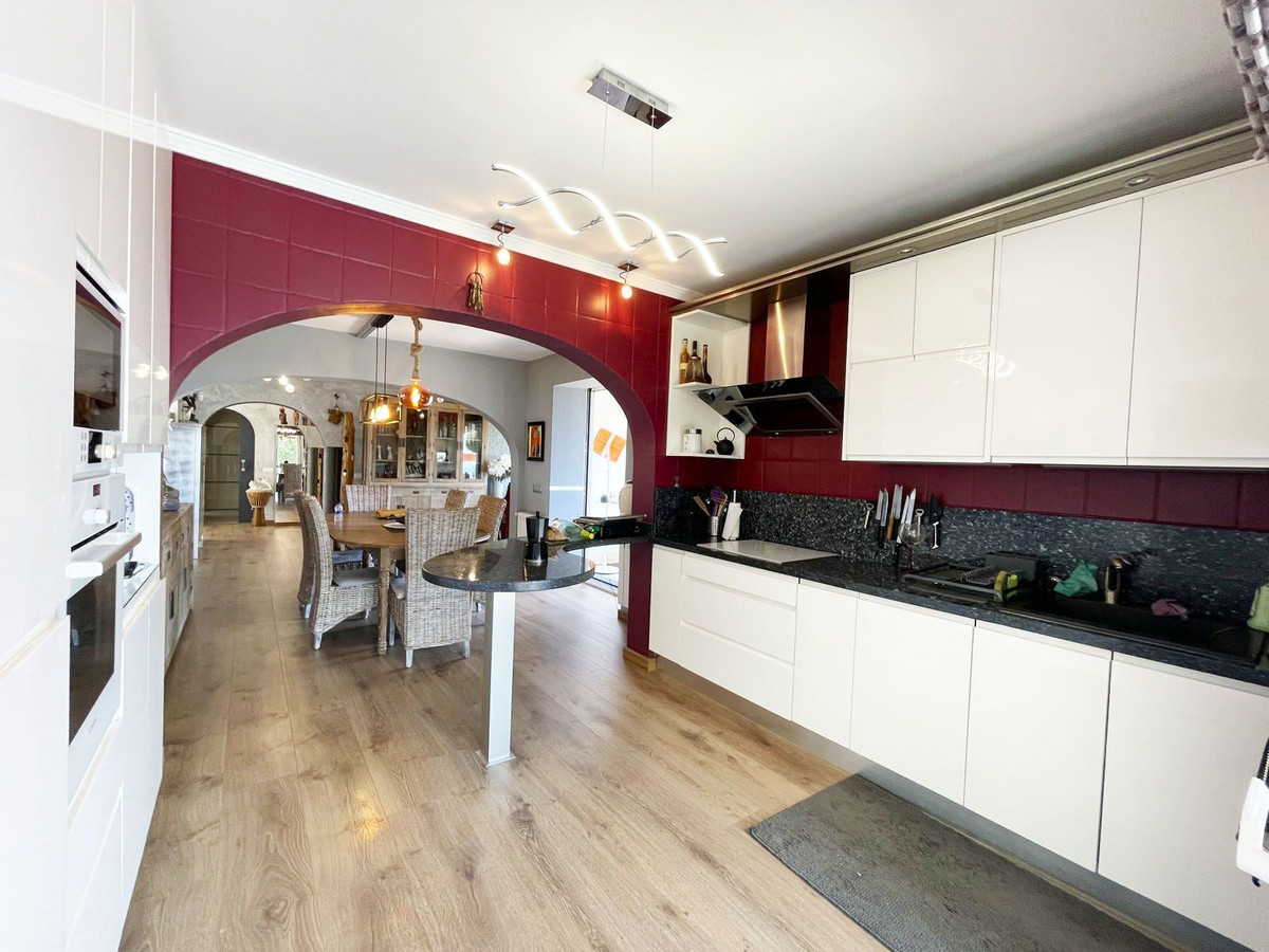3 Bed Townhouse for sale in Calpe Costa Blanca, Alicante, Spain