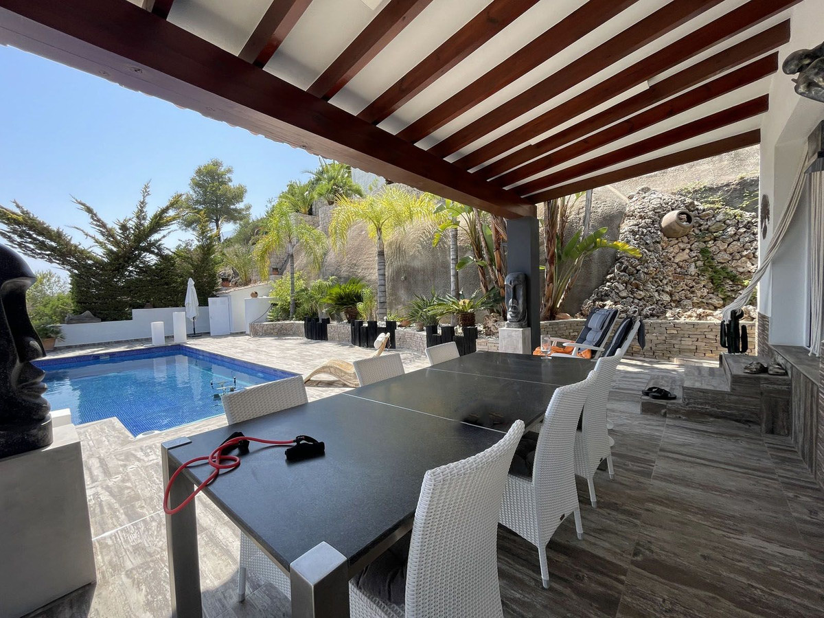 3 Bed Townhouse for sale in Calpe Costa Blanca, Alicante, Spain