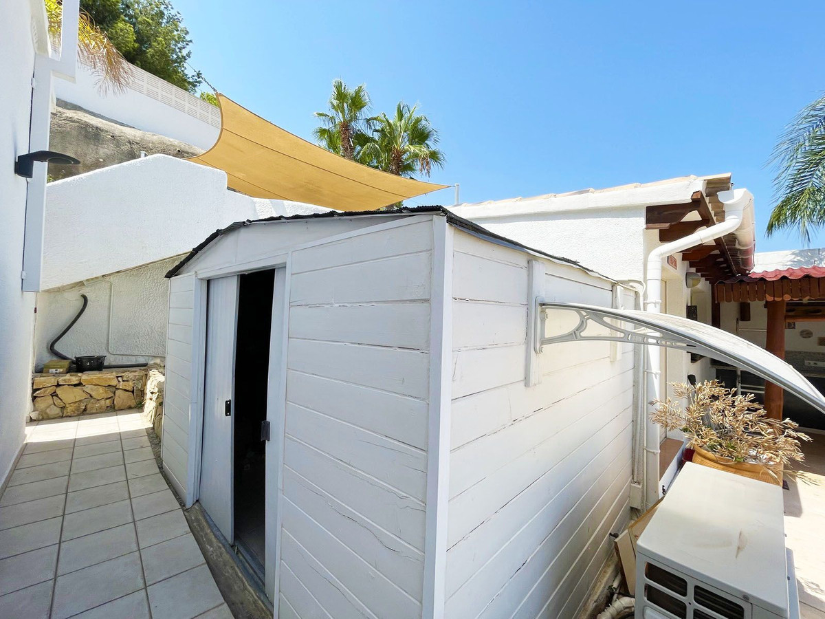 3 Bed Townhouse for sale in Calpe Costa Blanca, Alicante, Spain