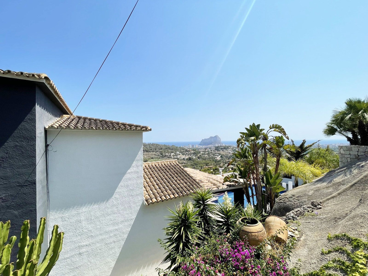 3 Bed Townhouse for sale in Calpe Costa Blanca, Alicante, Spain
