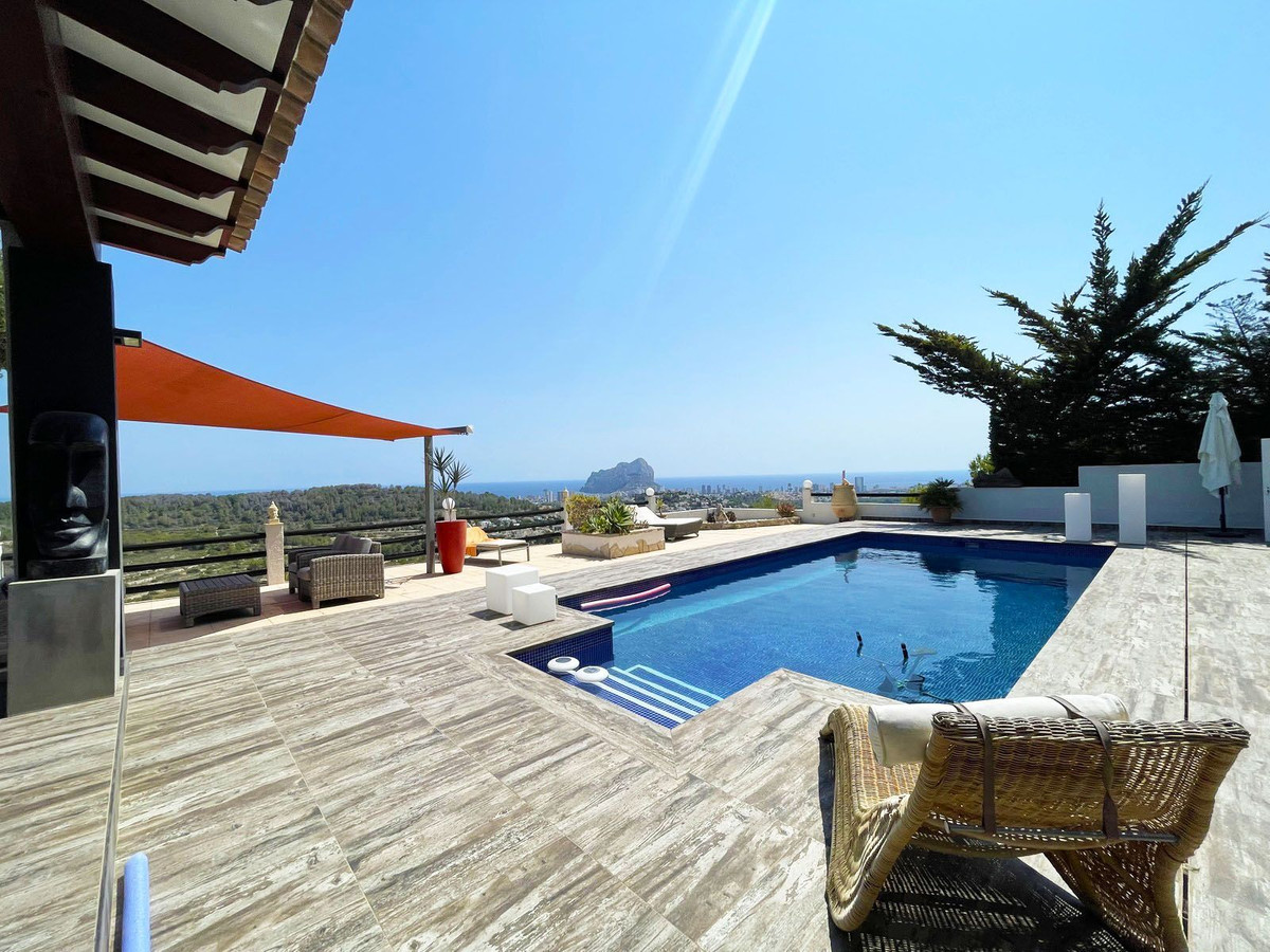 3 Bed Townhouse for sale in Calpe Costa Blanca, Alicante, Spain