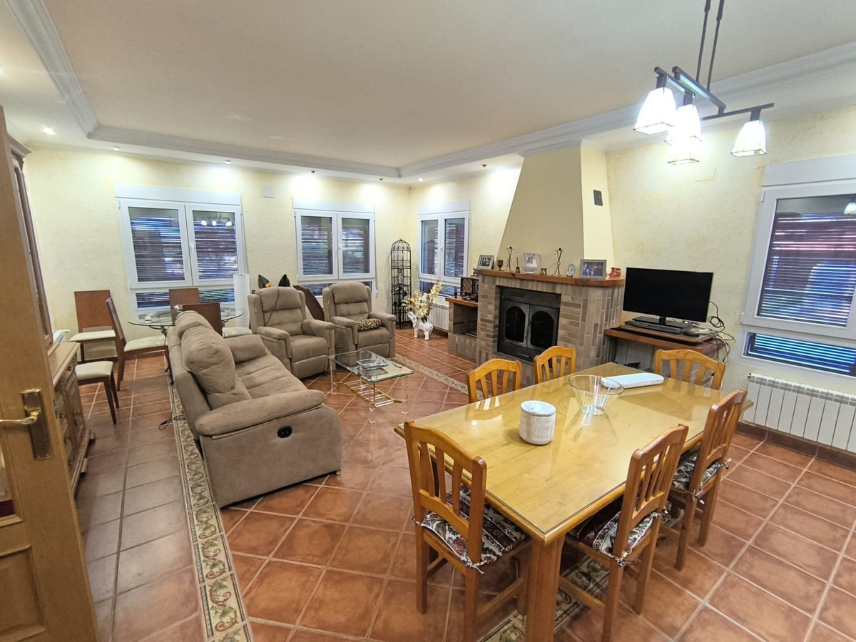 Se vende Villa - Chalet de 5 dormitorios en Costa Calida, Murcia, España
