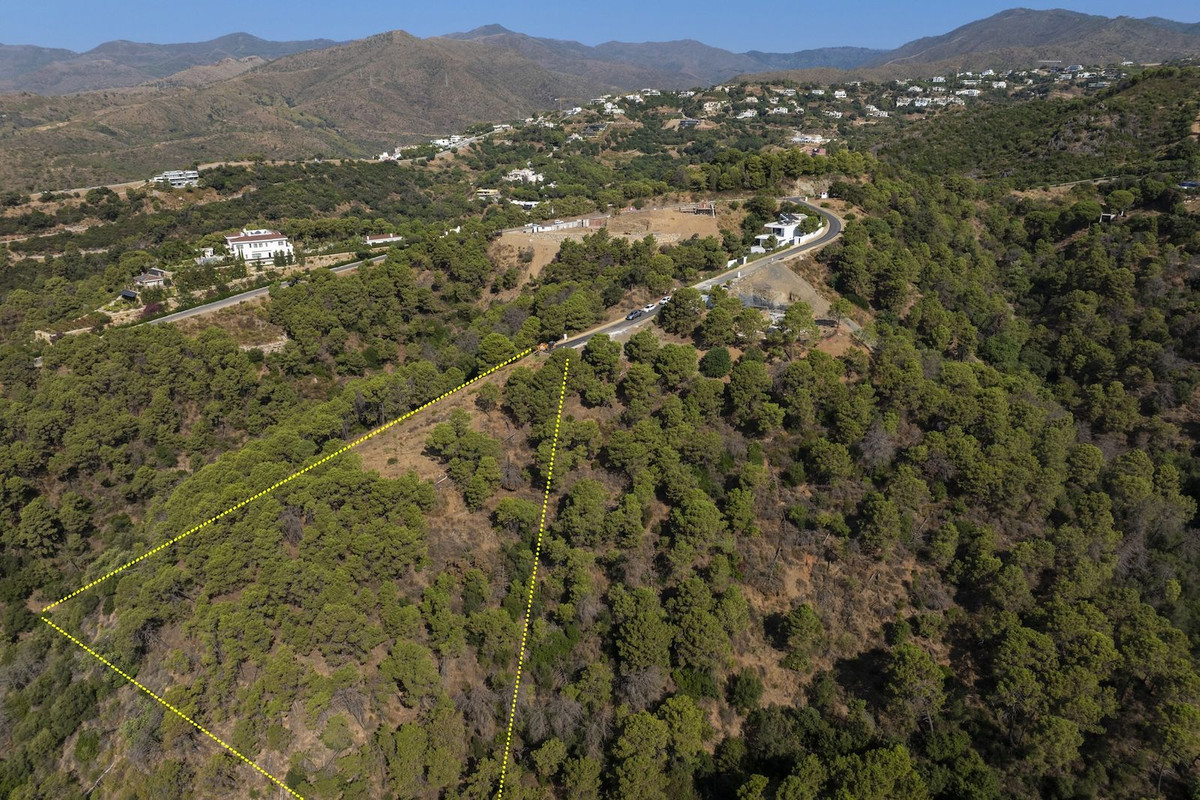 Plots for sale in Benahavís Costa Del Sol, Málaga, Spain