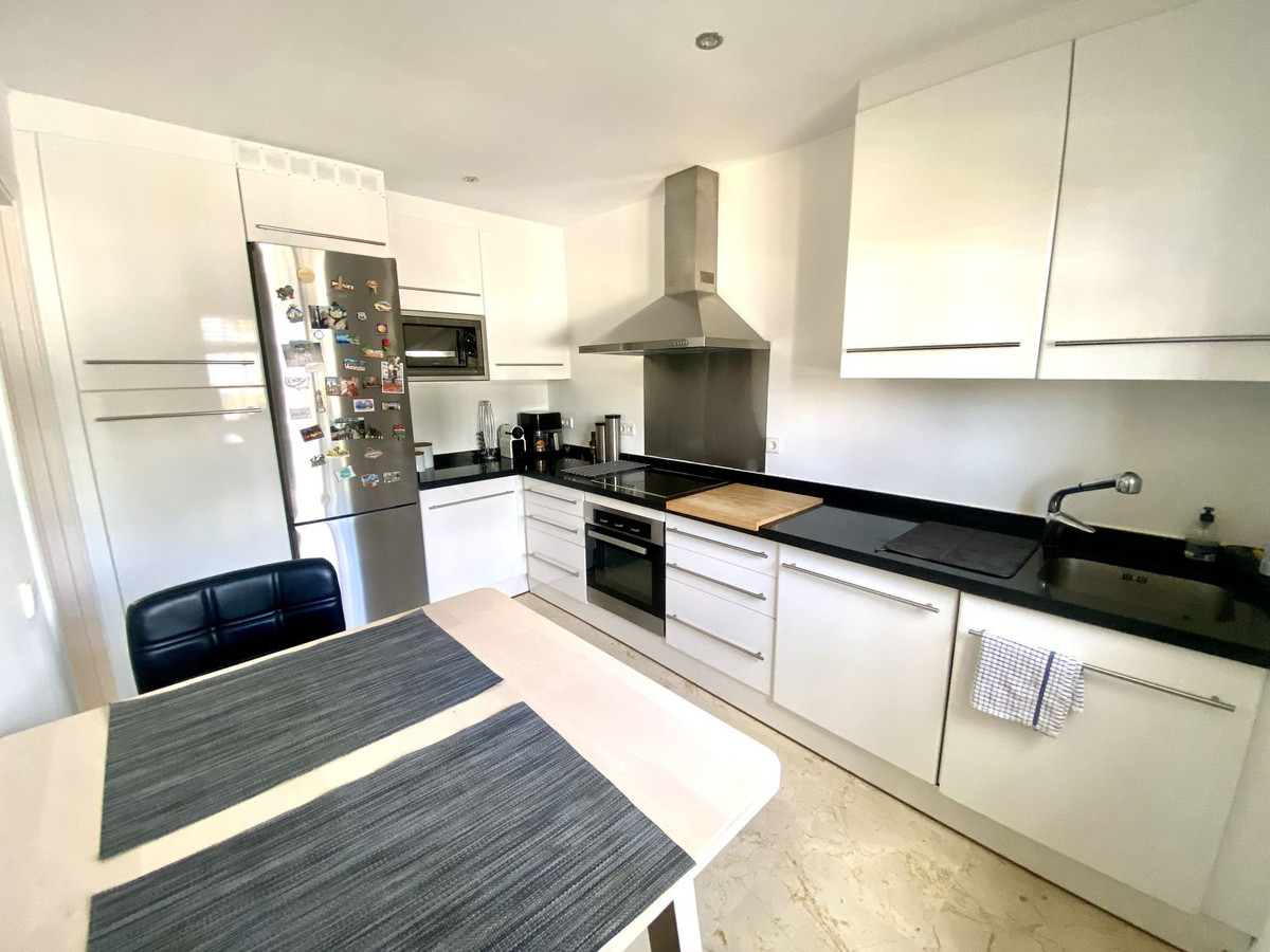 3 Bed Townhouse for sale in Estepona Costa Del Sol, Málaga, Spain