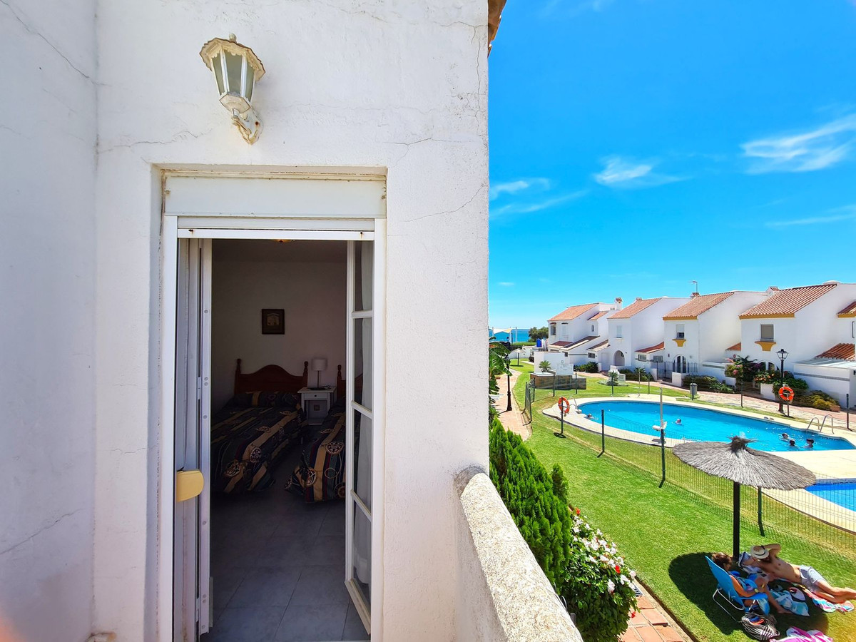 3 Bed Townhouse for sale in Casares Playa Costa Del Sol, Málaga, Spain