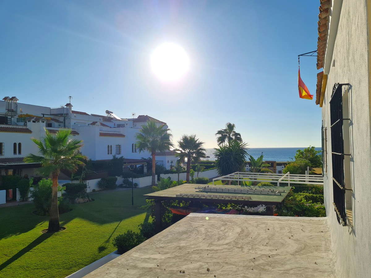 3 Bed Townhouse for sale in Casares Playa Costa Del Sol, Málaga, Spain