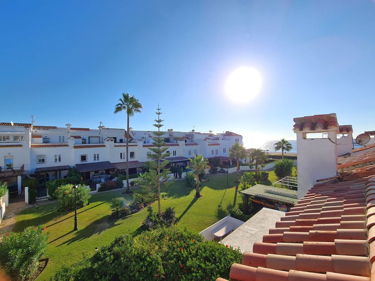 3 Bed Townhouse for sale in Casares Playa Costa Del Sol, Málaga, Spain