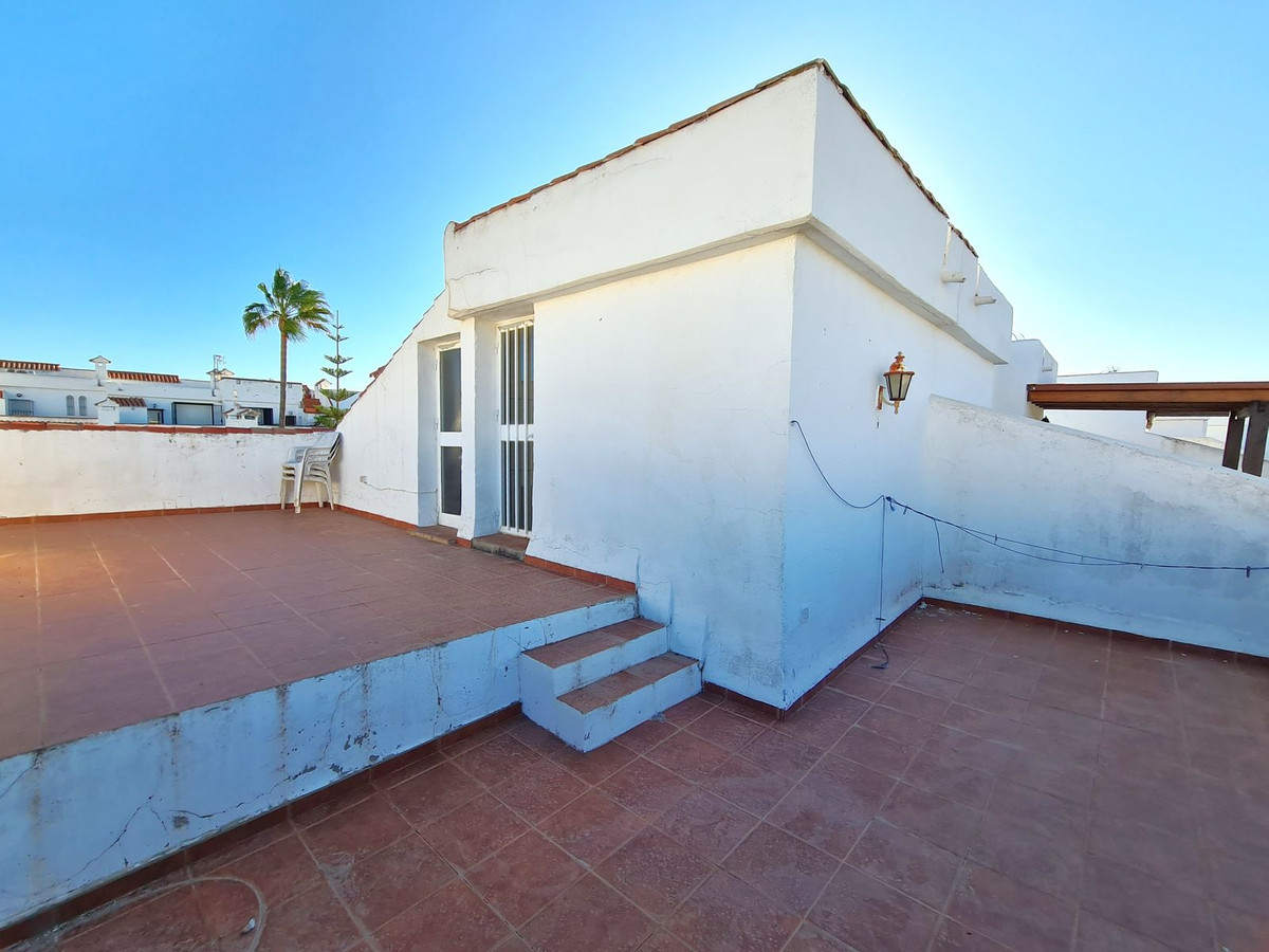 3 Bed Townhouse for sale in Casares Playa Costa Del Sol, Málaga, Spain
