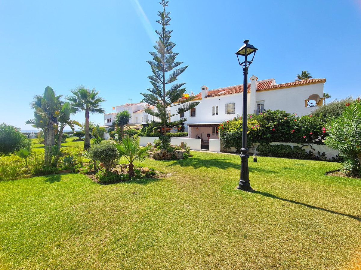 3 Bed Townhouse for sale in Casares Playa Costa Del Sol, Málaga, Spain