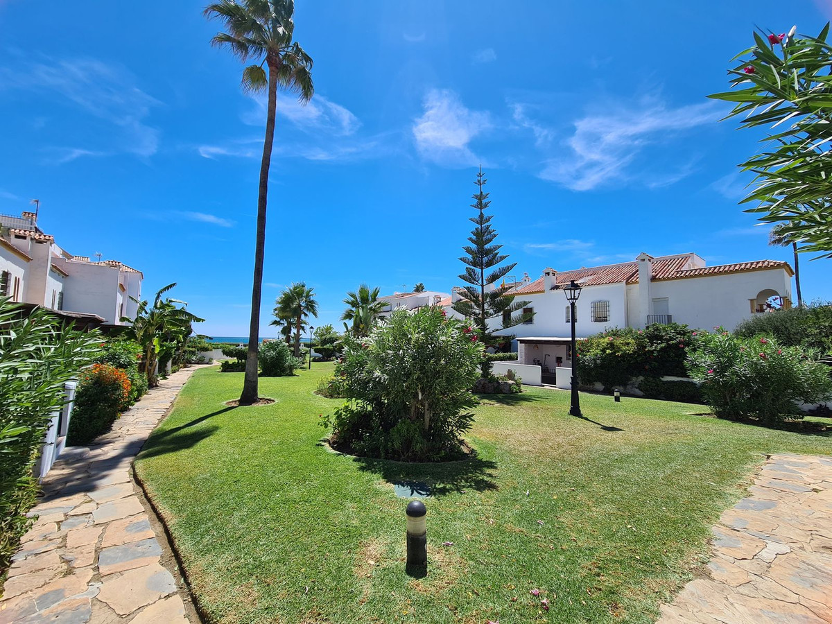 3 Bed Townhouse for sale in Casares Playa Costa Del Sol, Málaga, Spain