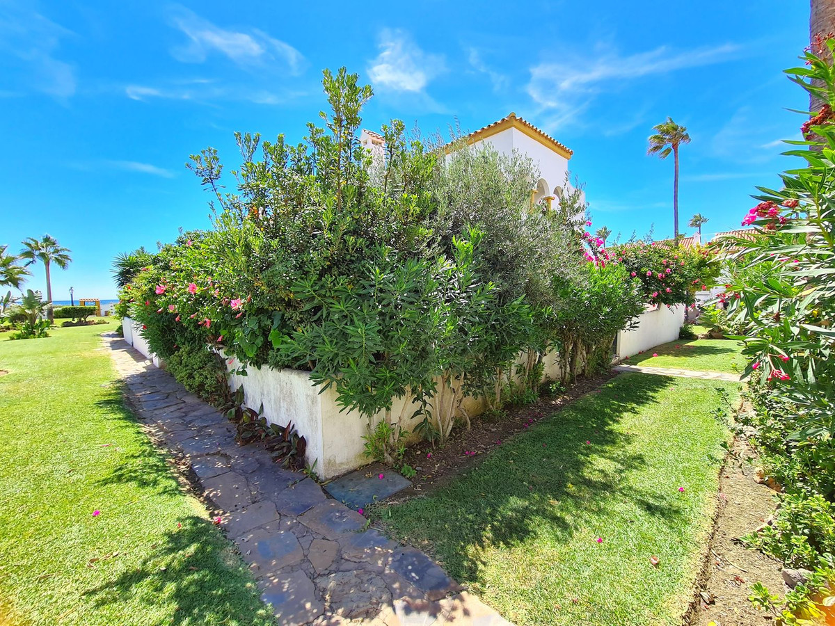 3 Bed Townhouse for sale in Casares Playa Costa Del Sol, Málaga, Spain