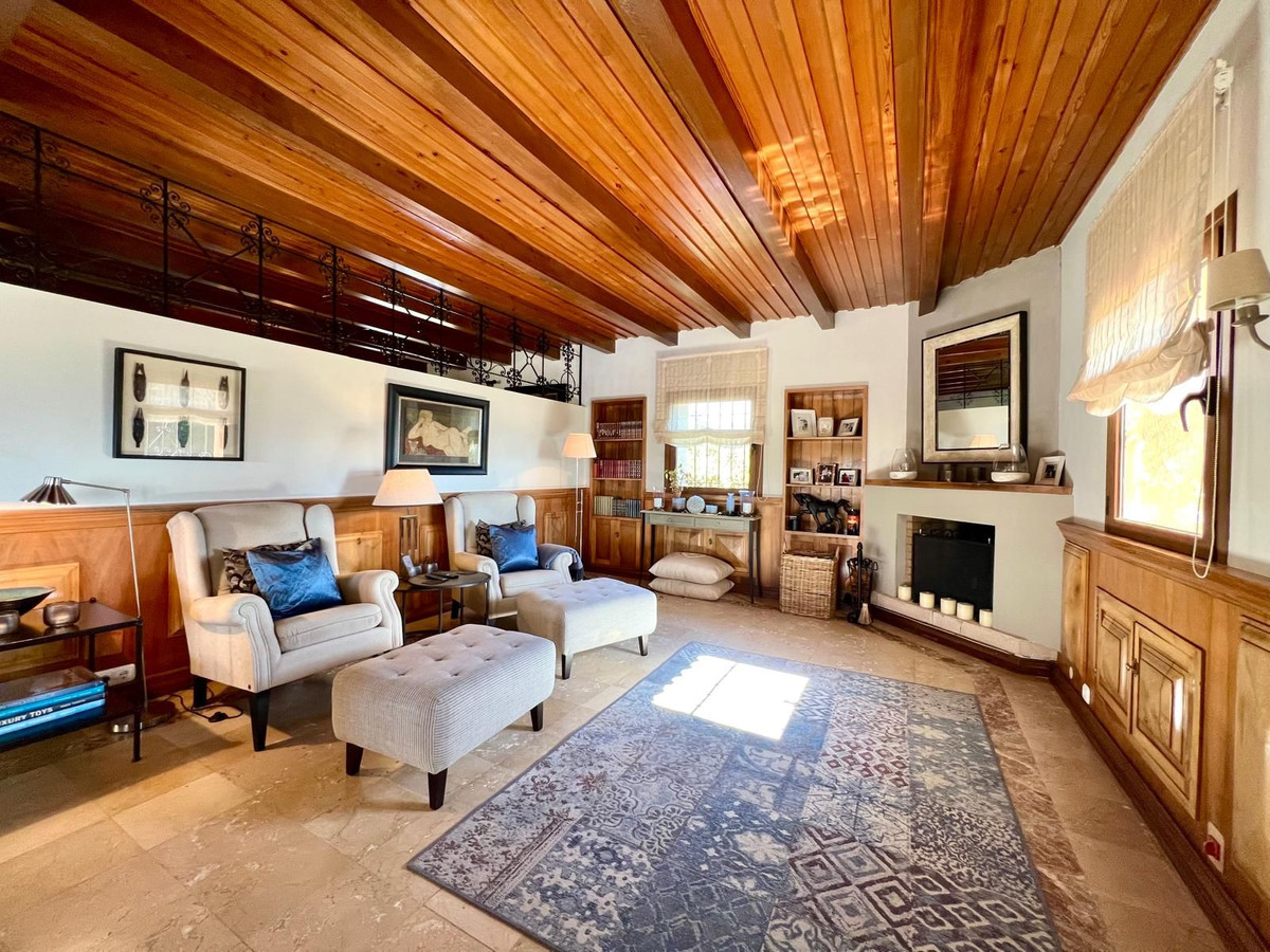 Se vende Villa - Chalet de 4 dormitorios en Costa Del Sol, Málaga, España