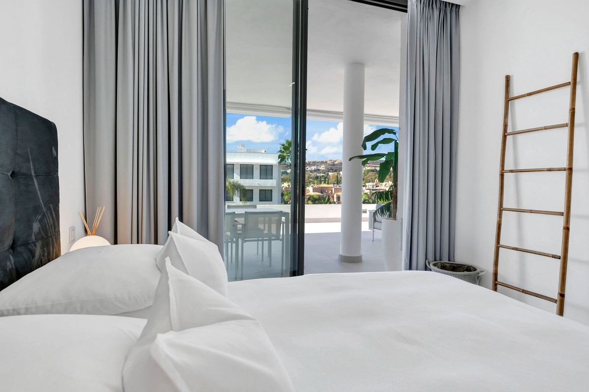 Se vende Apartamento Planta Media de 2 dormitorios en Costa Del Sol, Málaga, España