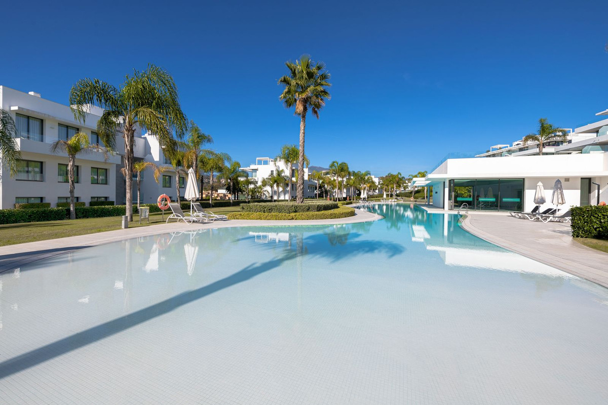 Se vende Apartamento Planta Media de 2 dormitorios en Costa Del Sol, Málaga, España
