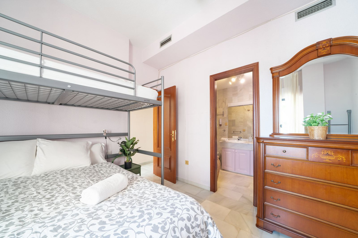 3 Bed Apartment for sale in Nueva Andalucía Costa Del Sol, Málaga, Spain