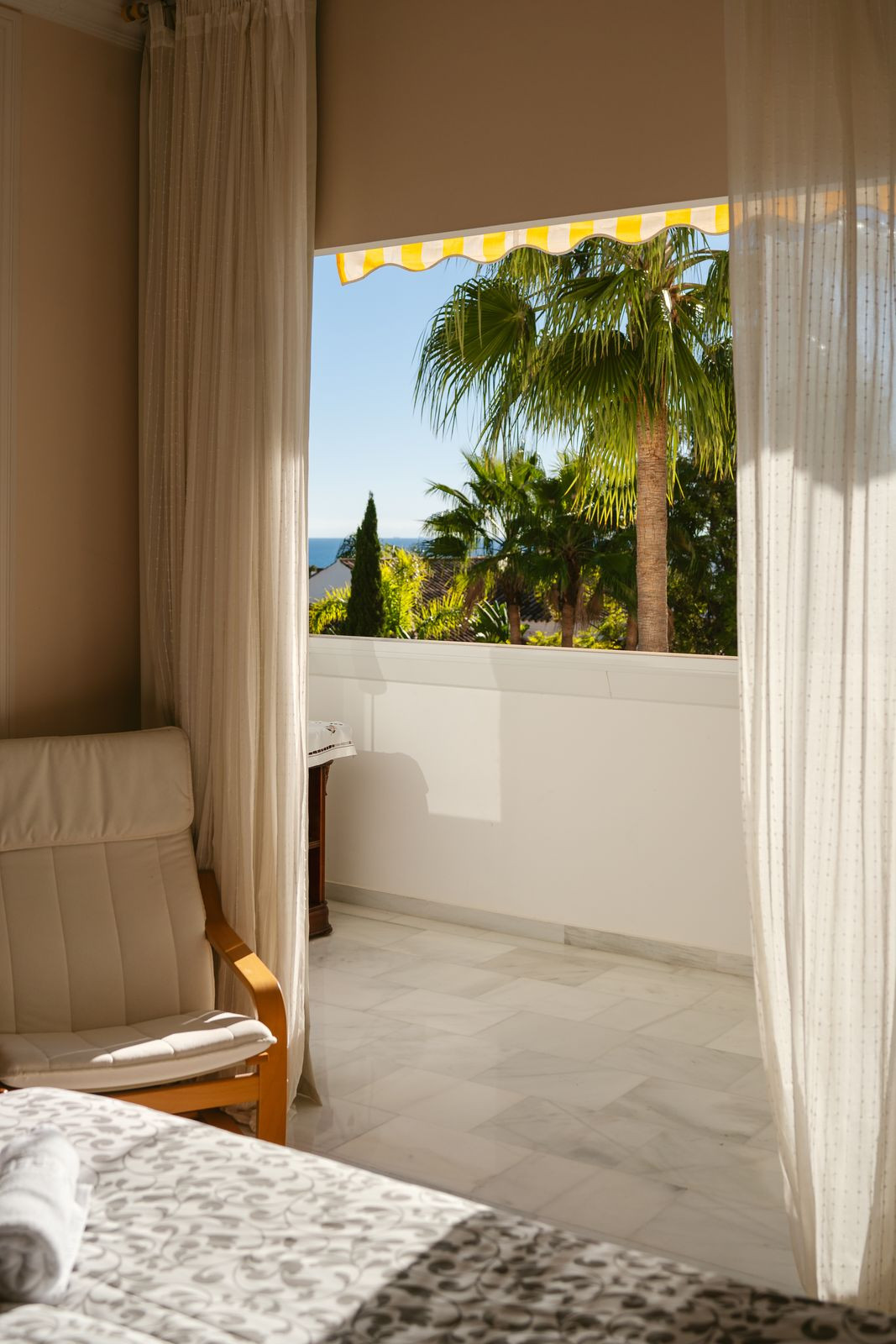 3 Bed Apartment for sale in Nueva Andalucía Costa Del Sol, Málaga, Spain