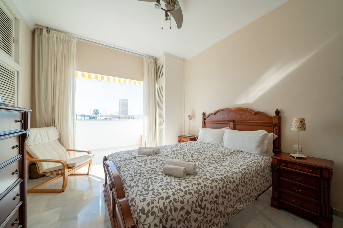 3 Bed Apartment for sale in Nueva Andalucía Costa Del Sol, Málaga, Spain