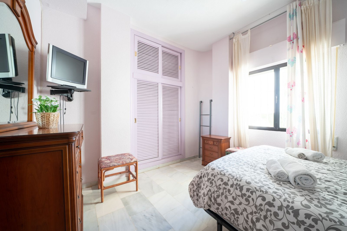 3 Bed Apartment for sale in Nueva Andalucía Costa Del Sol, Málaga, Spain