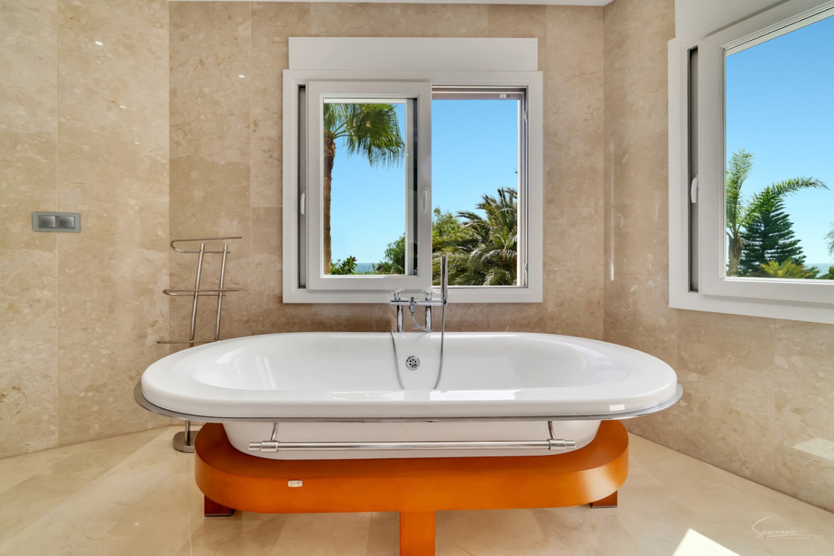 4 Bed Townhouse for sale in Benissa Costa Blanca, Alicante, Spain