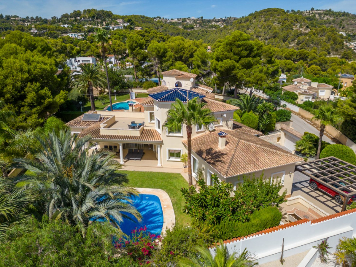 4 Bed Townhouse for sale in Benissa Costa Blanca, Alicante, Spain