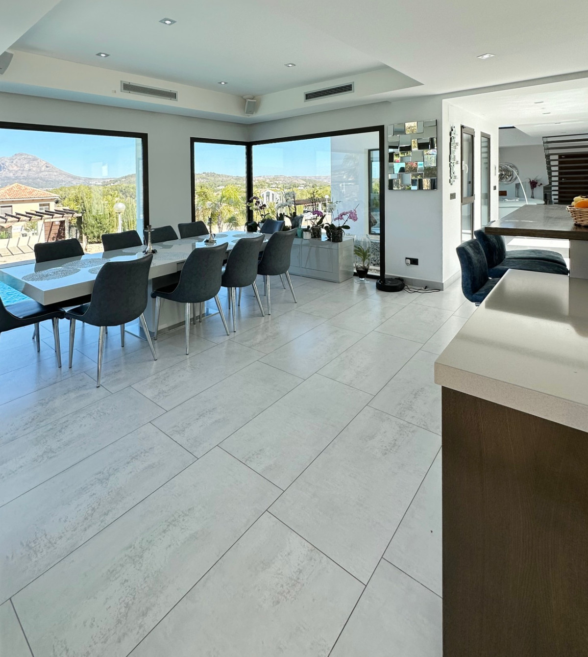 5 Bed Townhouse for sale in Javea Costa Blanca, Alicante, Spain