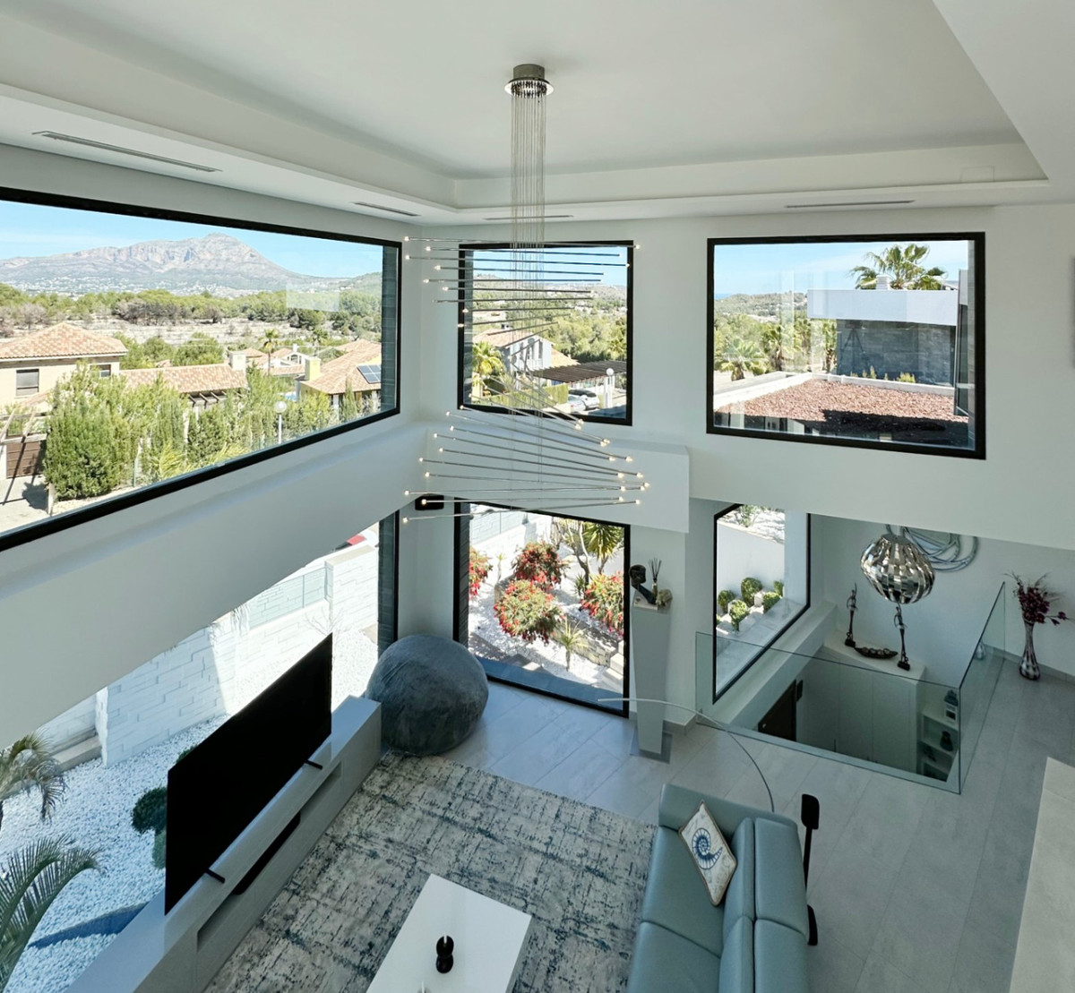 5 Bed Townhouse for sale in Javea Costa Blanca, Alicante, Spain