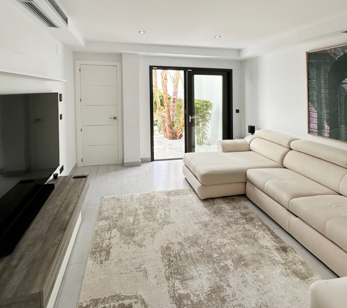 5 Bed Townhouse for sale in Javea Costa Blanca, Alicante, Spain