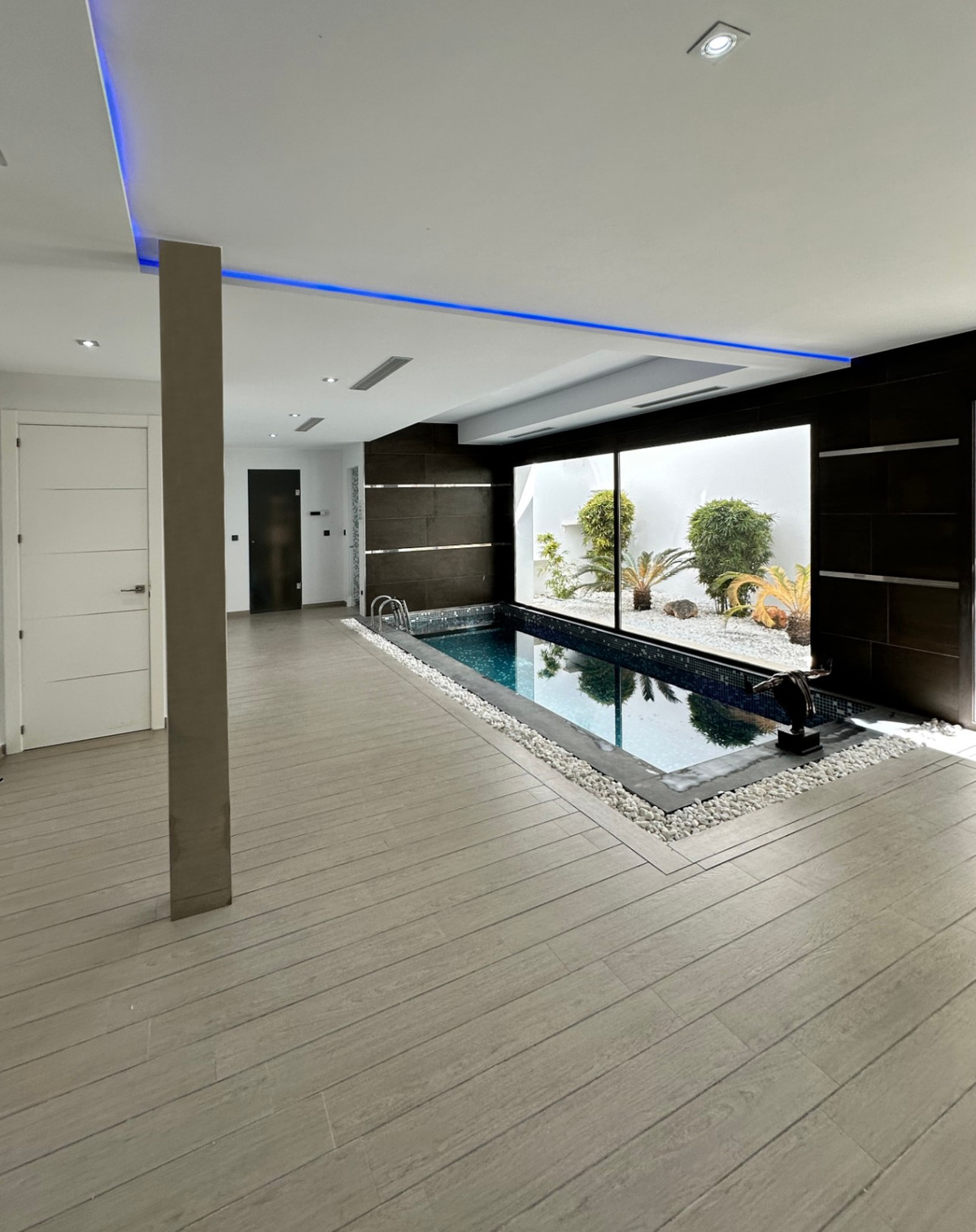 5 Bed Townhouse for sale in Javea Costa Blanca, Alicante, Spain